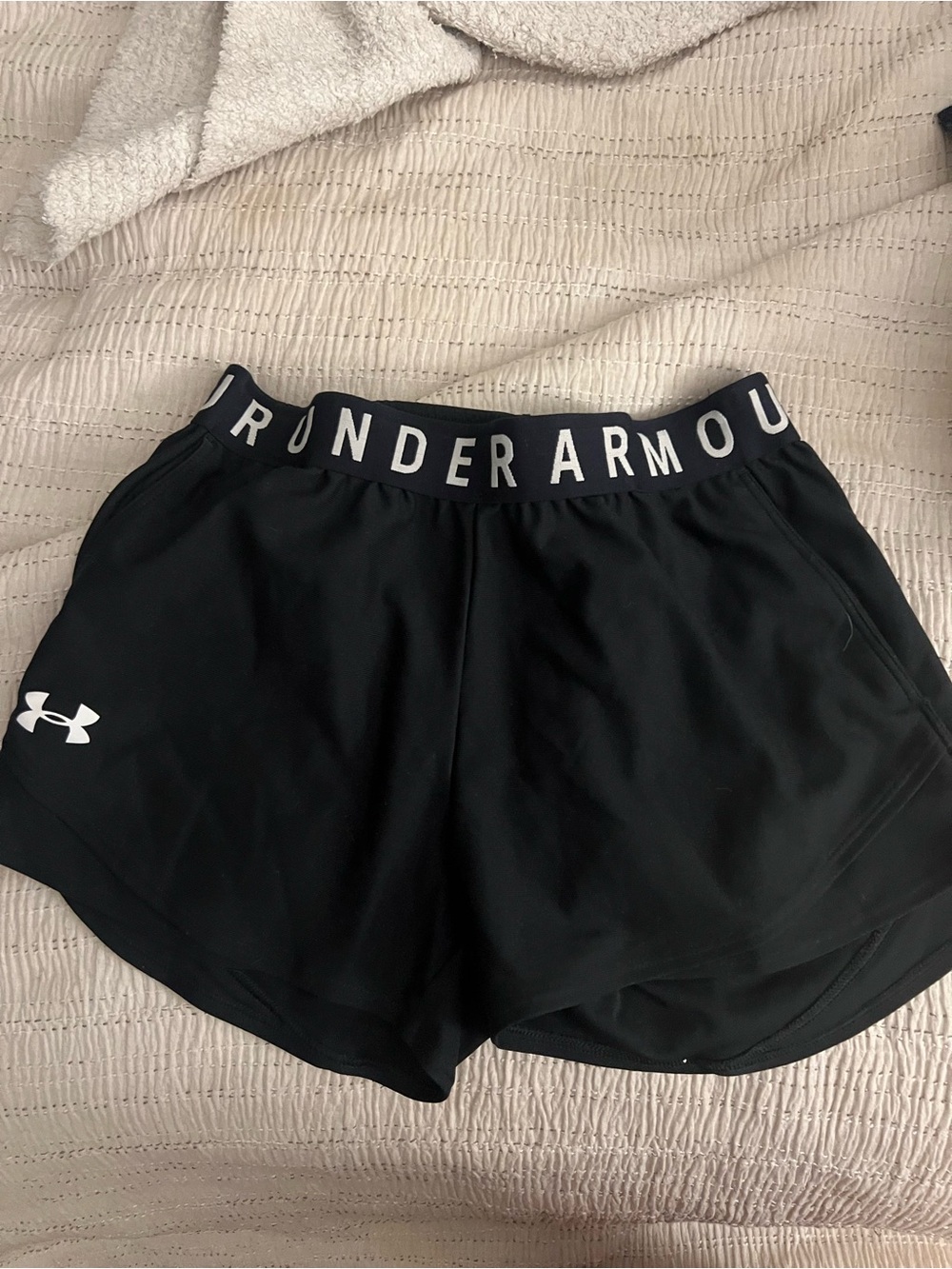 Under Armour Black Women's Athletic Shorts with Branded Waistband